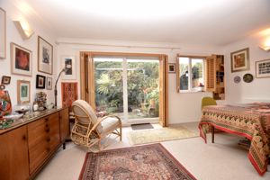 Dining Room- click for photo gallery